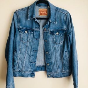 Levi’s Original  Trucker Denim Jacket
